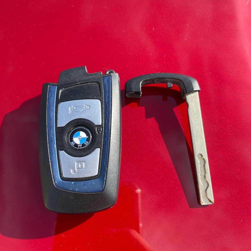 BMW KEY 🔑
